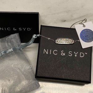 Nic & Syd bracelet with crystals NWT and with gift box